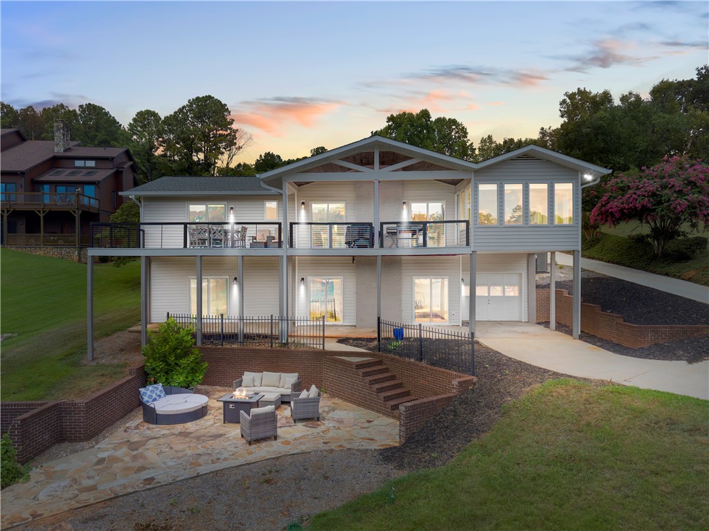 1626 Keowee Lakeshore Drive