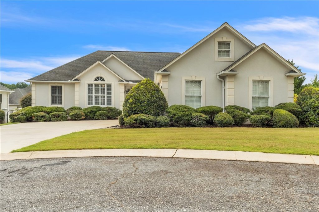 161 Bradley Park