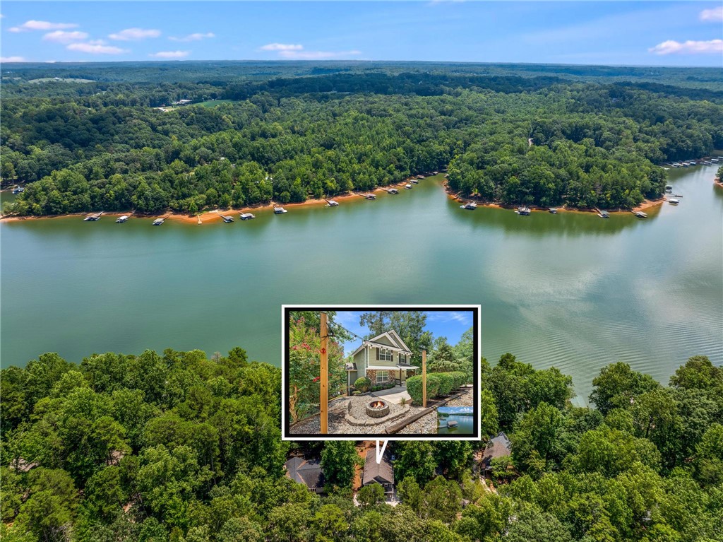 933 Rue Fleur De Lis Circle