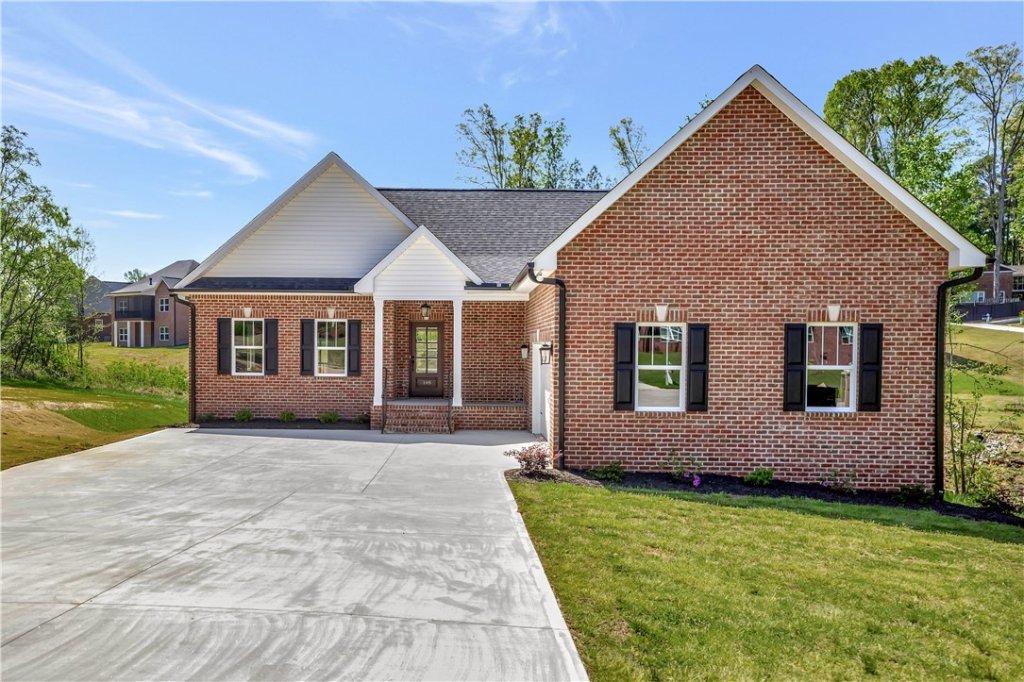 148 Cayman Way