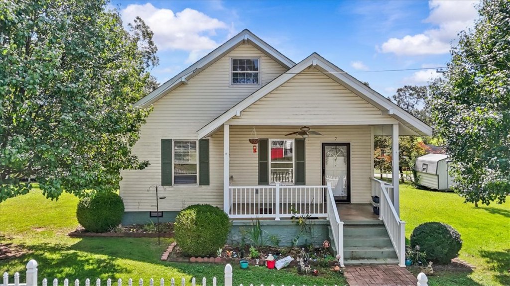 7 Clay Street