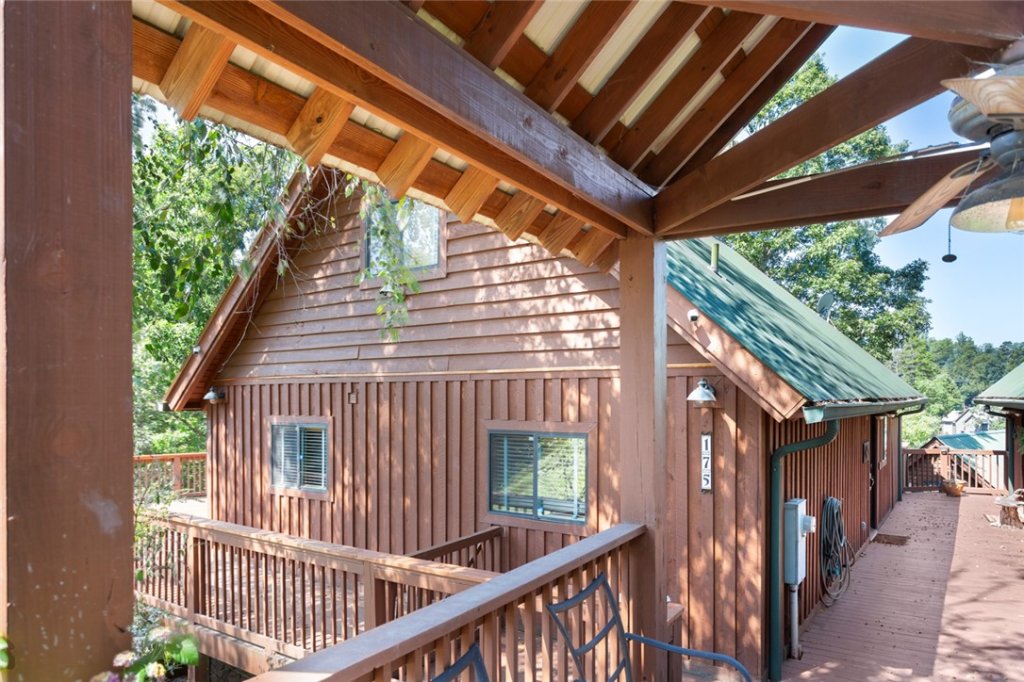 175 Harbour Pointe