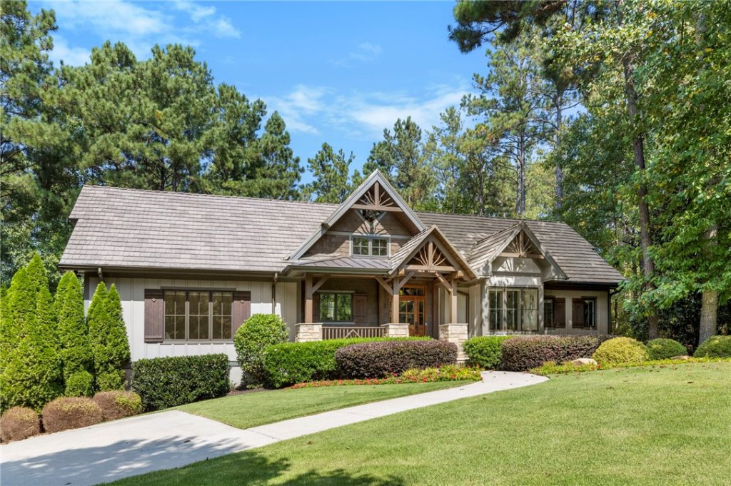 106 Muirfield Court