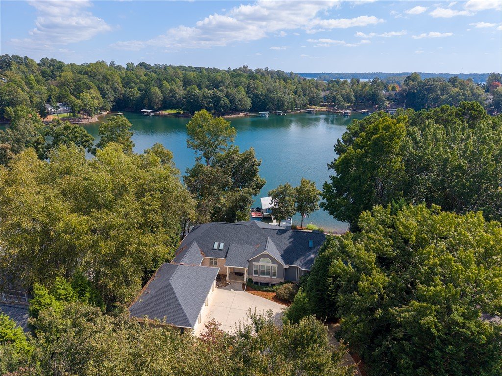 6021 Lake Point East Drive