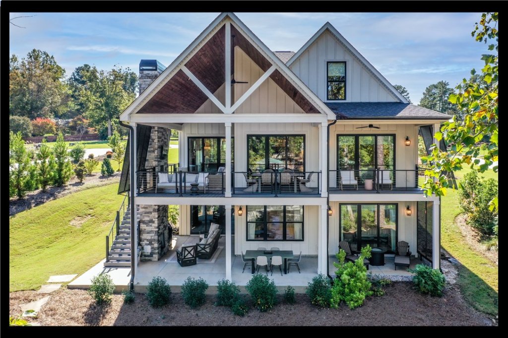 409 Lakestone Court