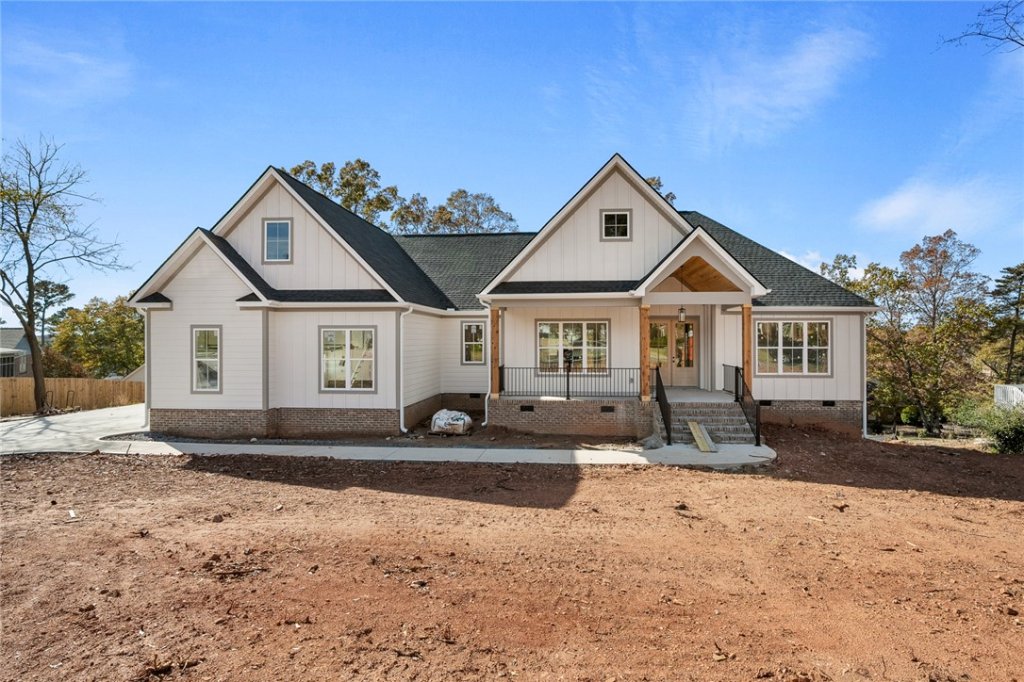 410 Holly Ridge Drive