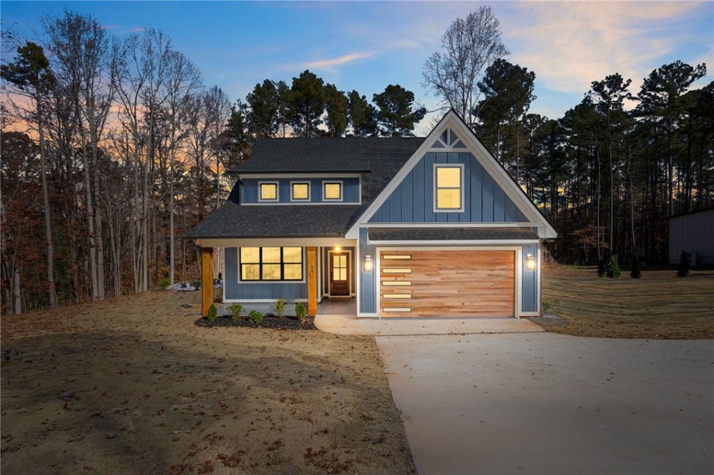 105 Moonlight Drive