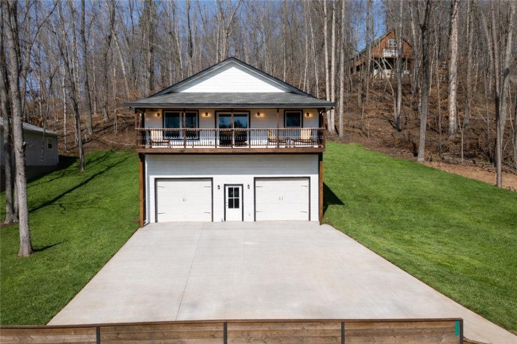 418 Kenwood Drive