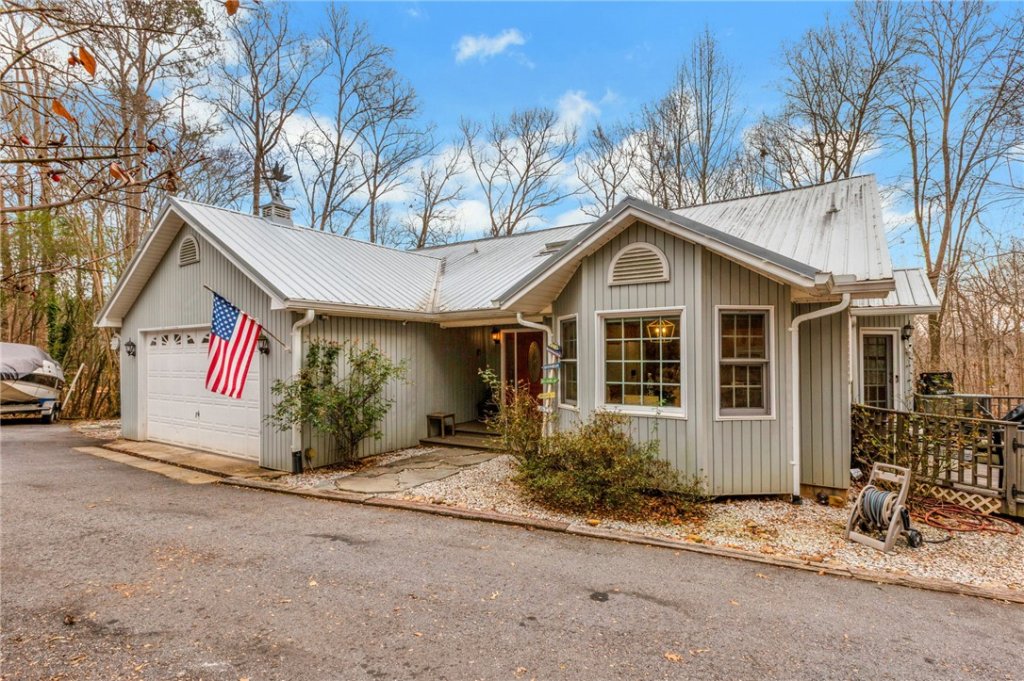 610 Pointe Wildwood Drive