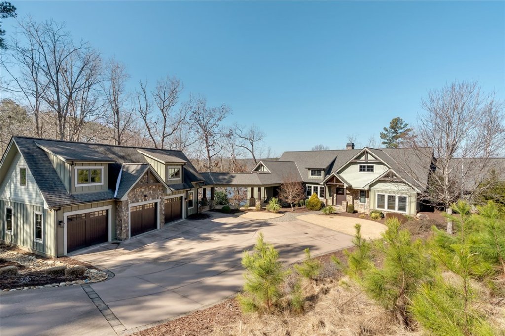 307 Shore Vista Trail