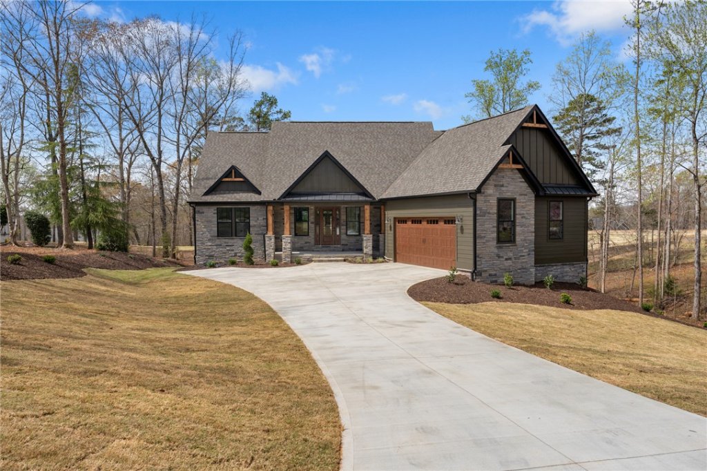 The Plantation, Ninety Six community