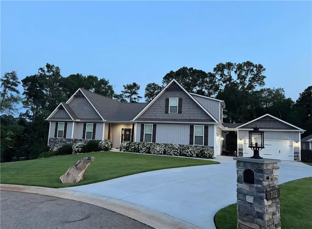 102 102 Pawleys Court