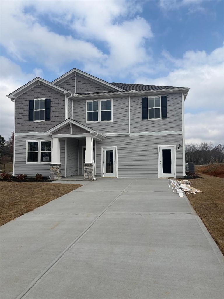 Edgewood, Easley community