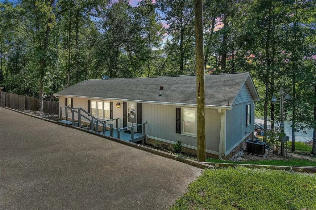 891 Shelor Ferry Road