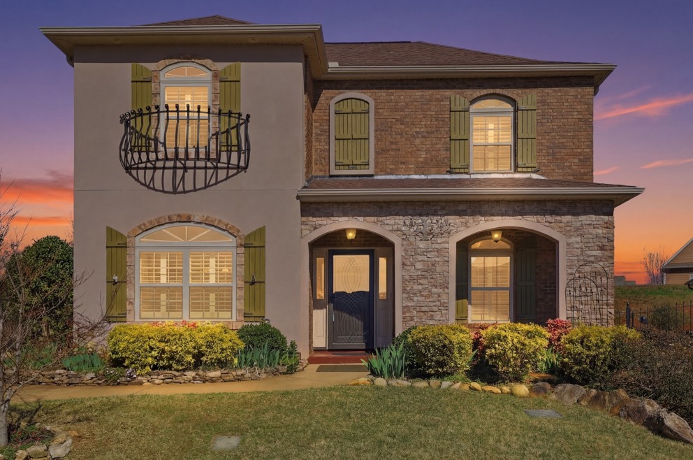 Seven Oaks, Taylors community