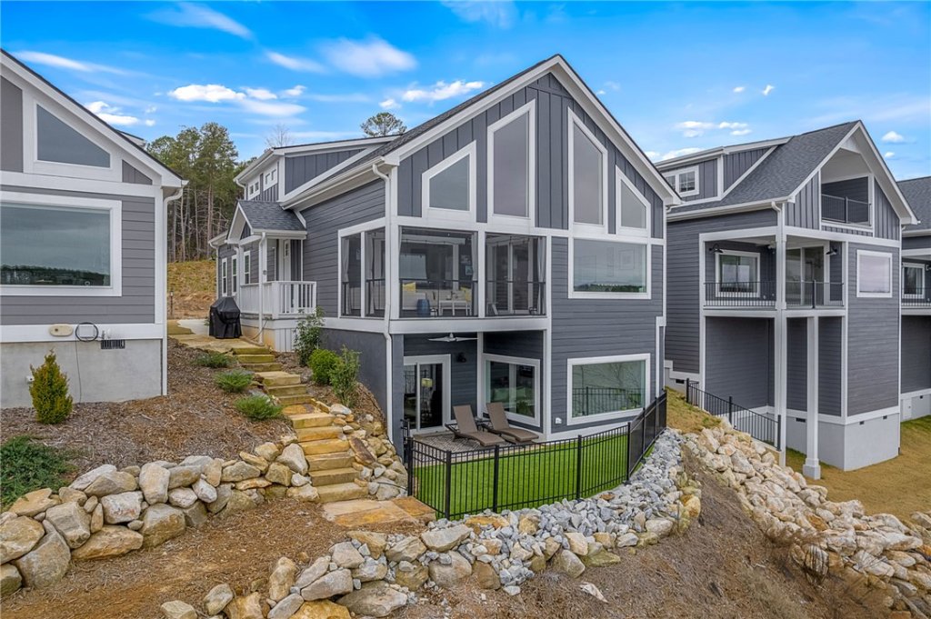 The Ridge At Lake Keowee