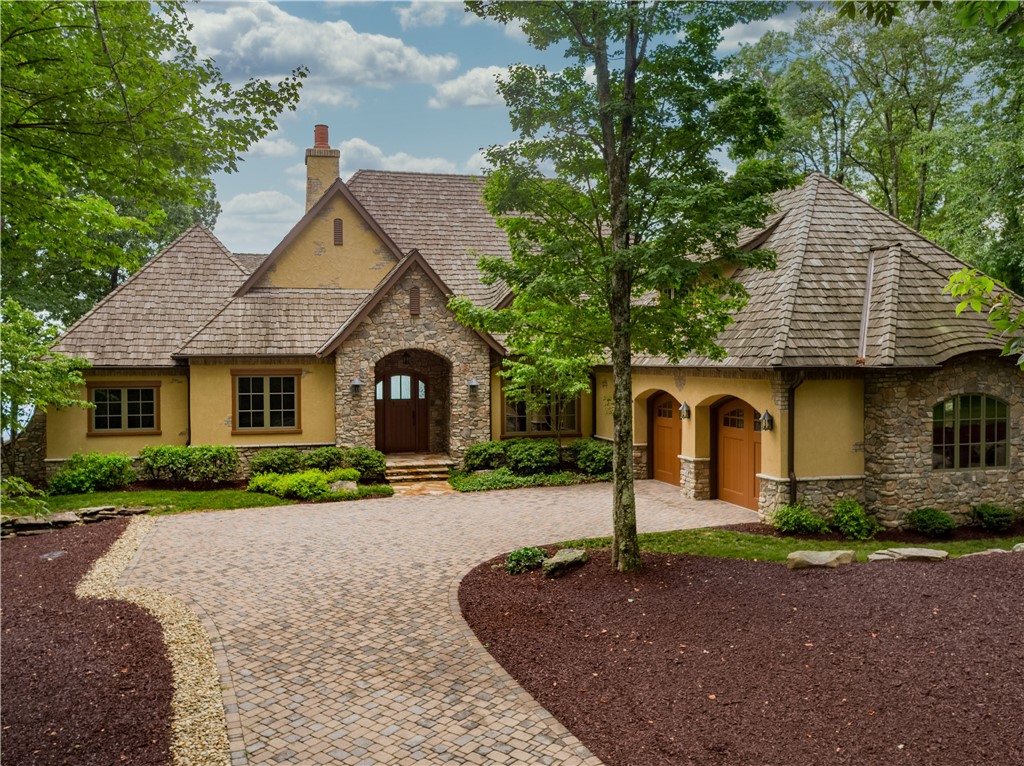 91 The Cliffs Parkway