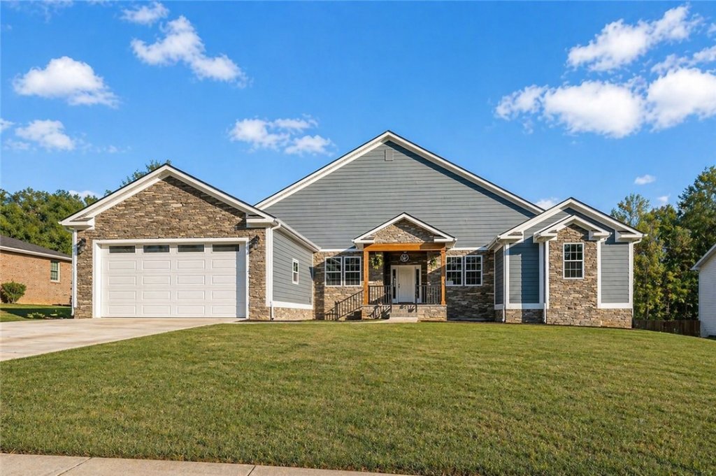 Regency Park, Anderson community