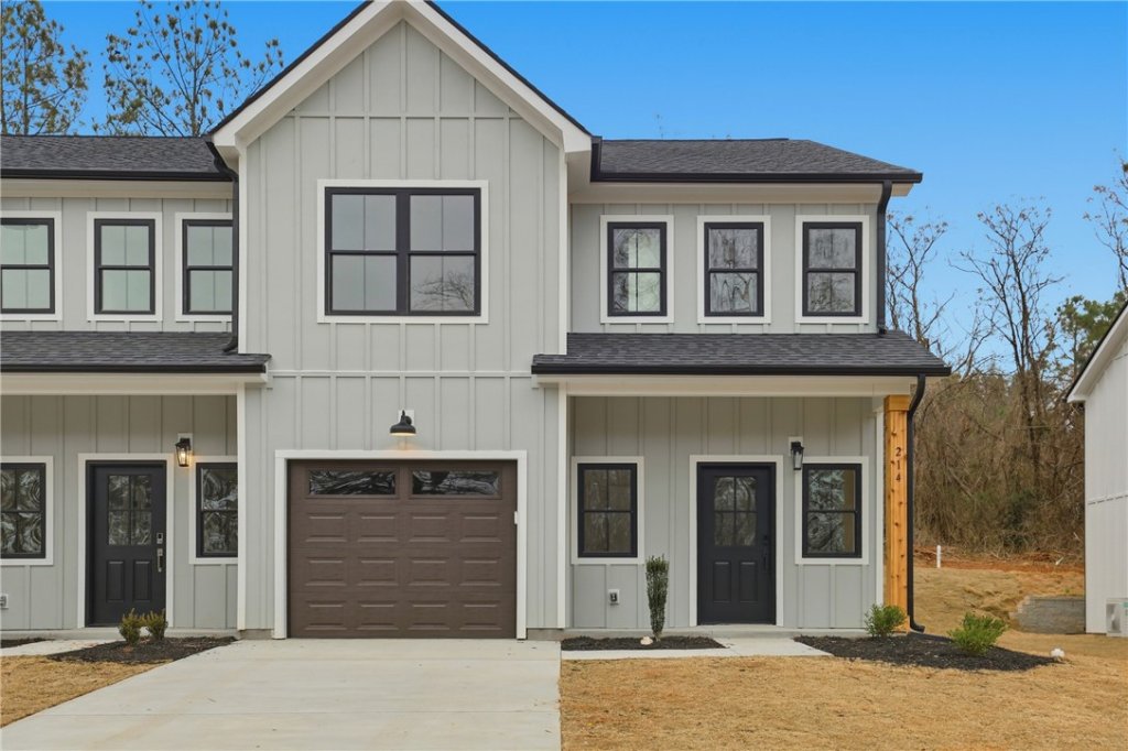 Waters View, Anderson community