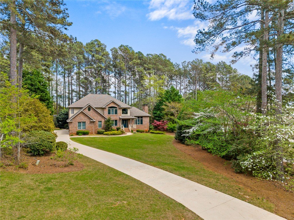 Emerald Pointe, Seneca community