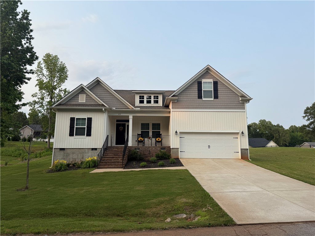 479 Twin View Drive