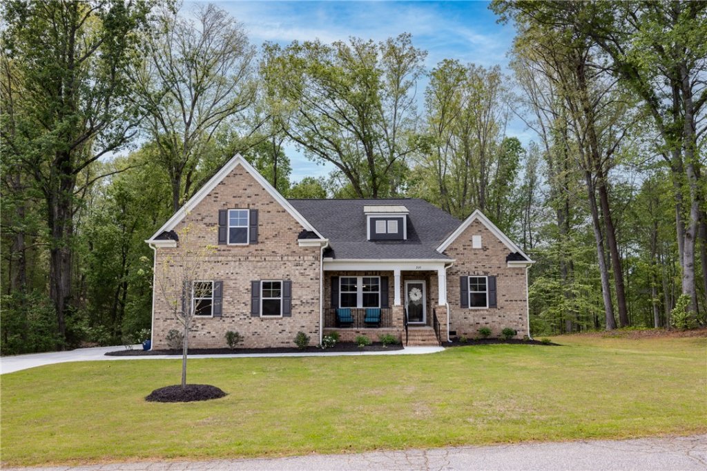 209 Eagles View Drive