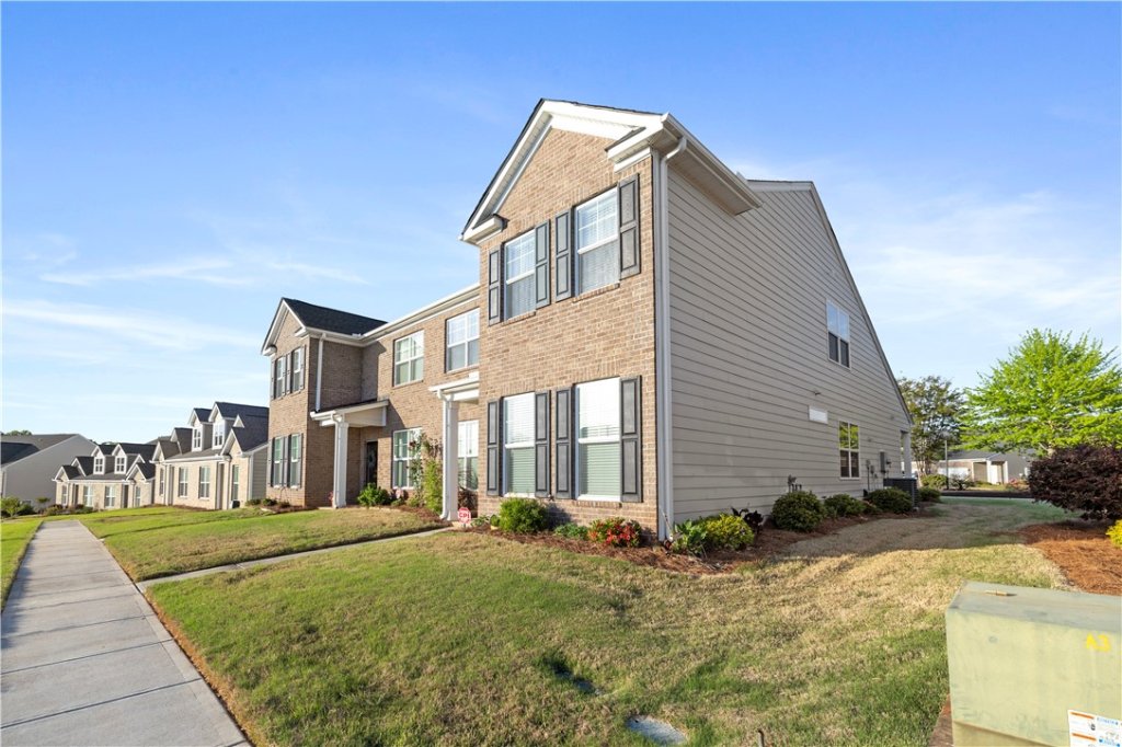 Northmede, Anderson community