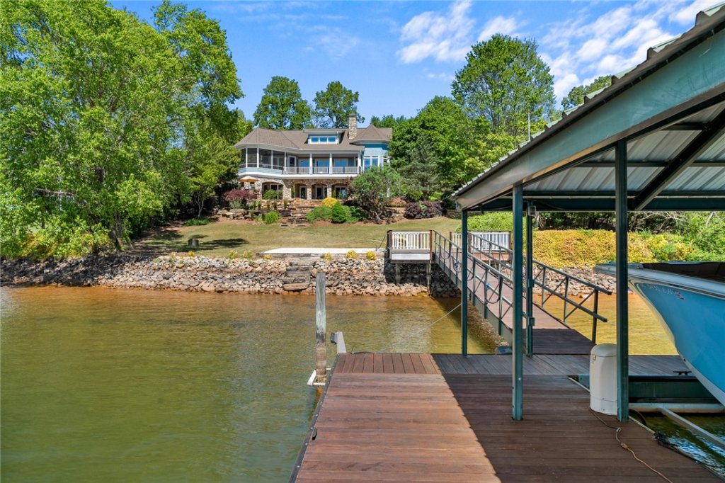 302 Bay Hill Drive