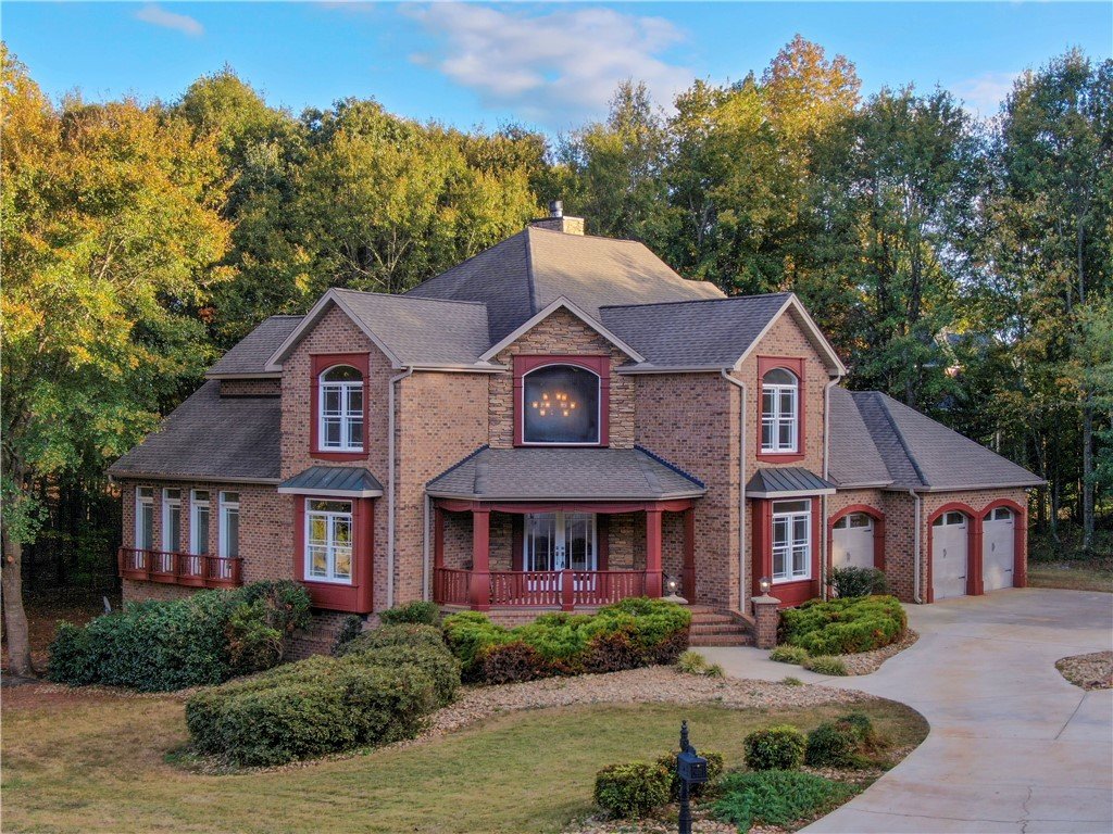 112 Limelight Drive