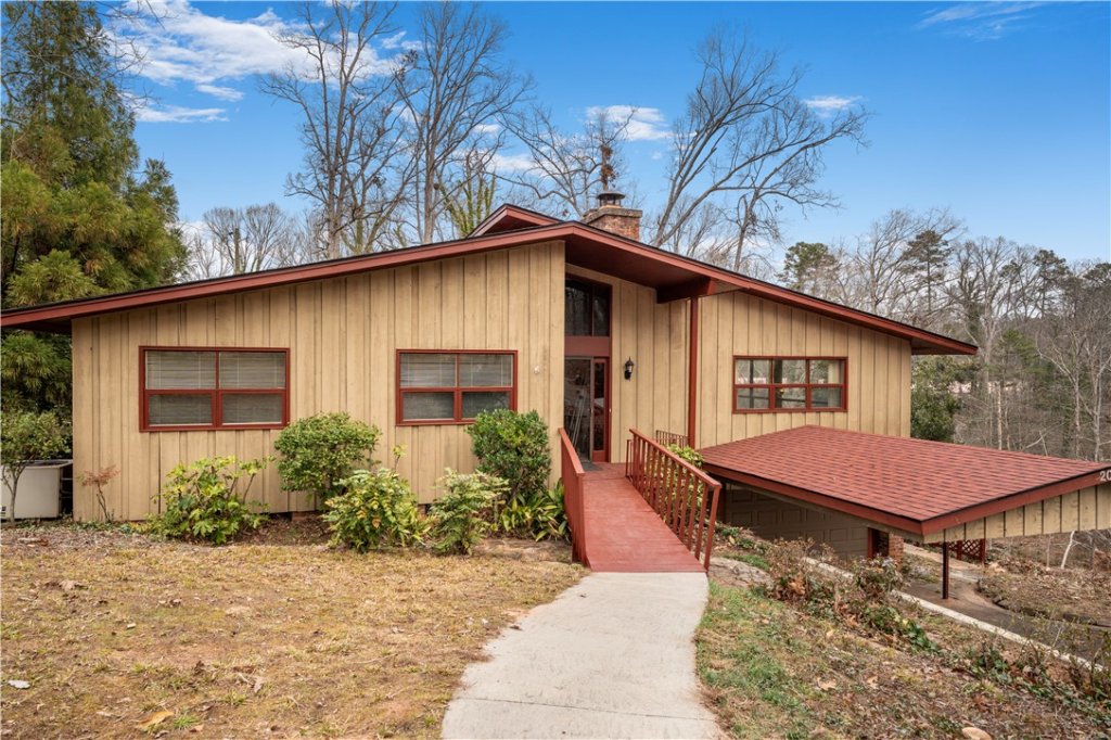 206 Timberlake Road