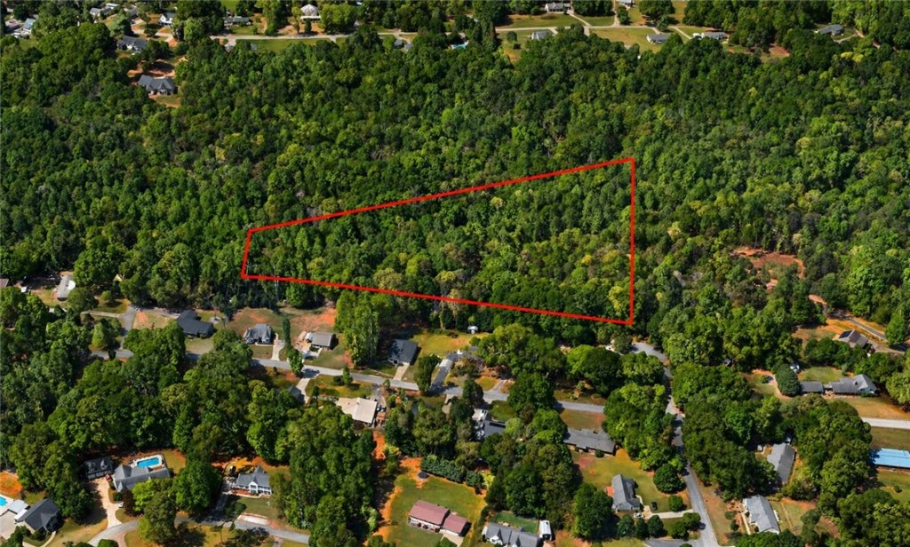 Brockwood, Central community