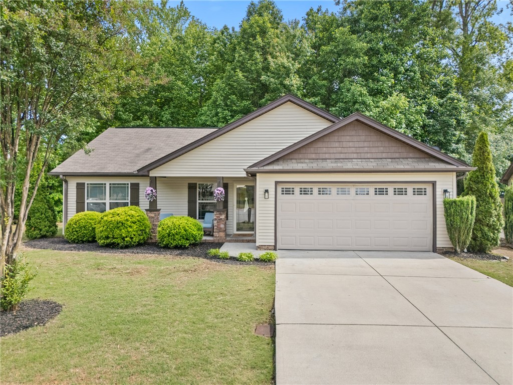 4 Vista Rose Court