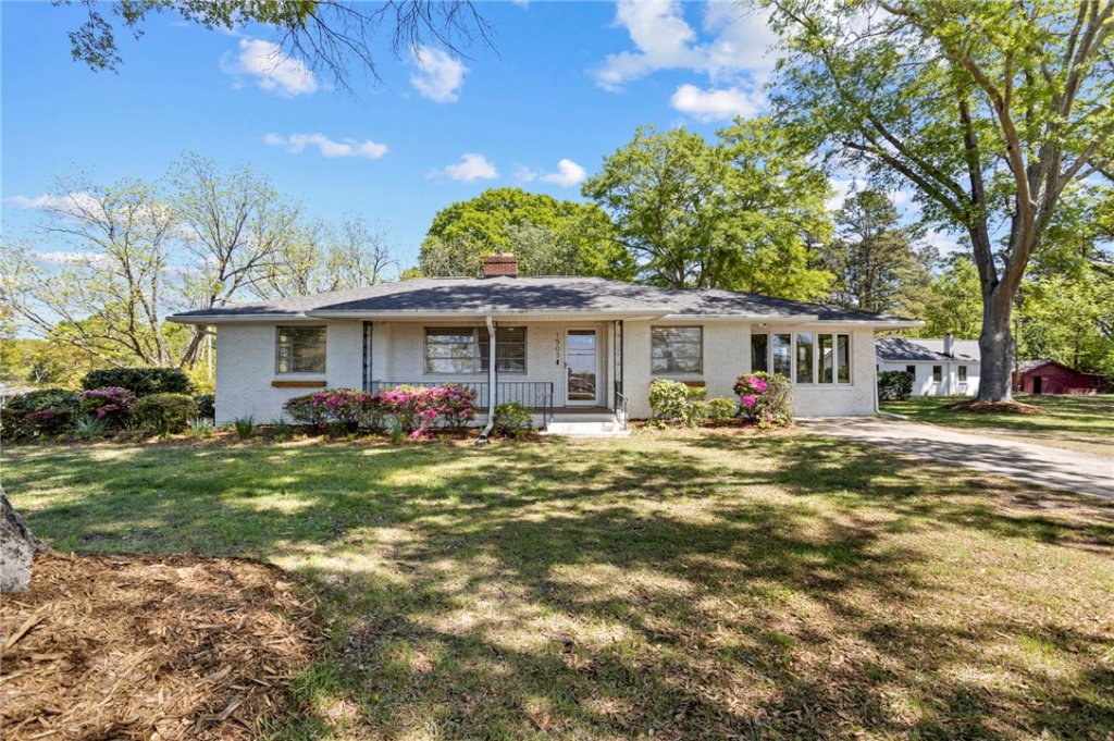 Fairway Acres, Greenville community