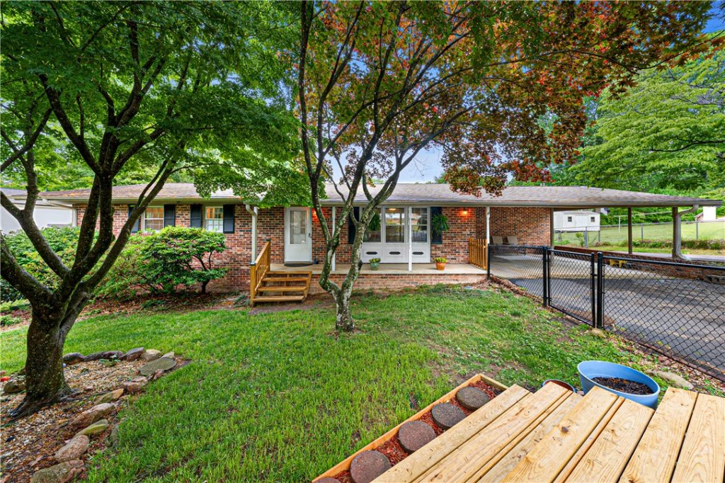 202 Kingsberry Drive