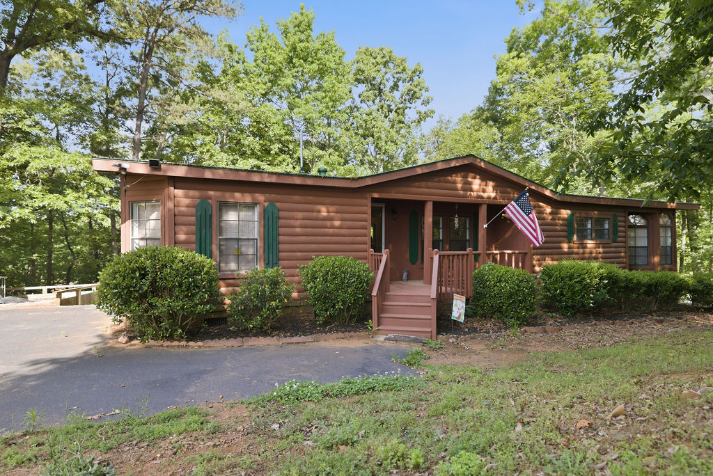 124 Woodshore Drive