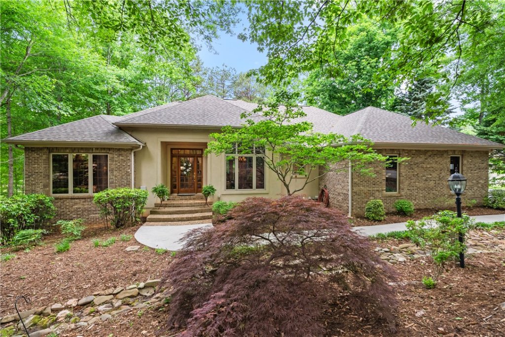 411 Woodridge Drive