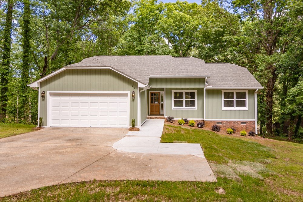 Centerville Sho, Anderson community