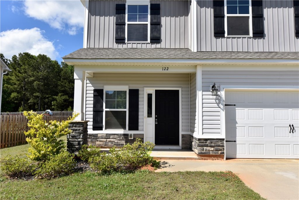 122 Bellflower Lane