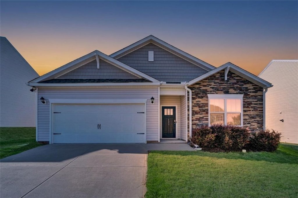 120 Lily Pond Place