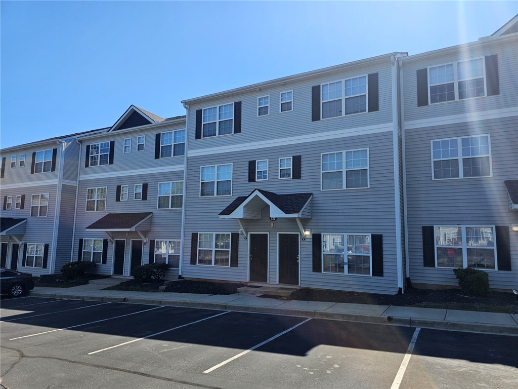 University Village, Central community