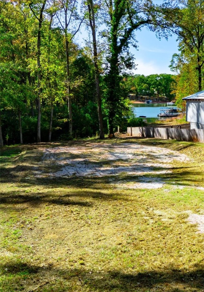 351 Lakewood Drive
