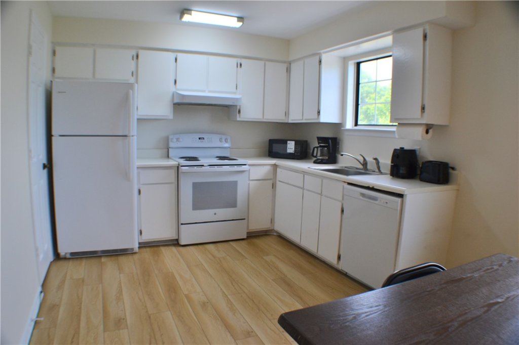 250 Elm St Street 321