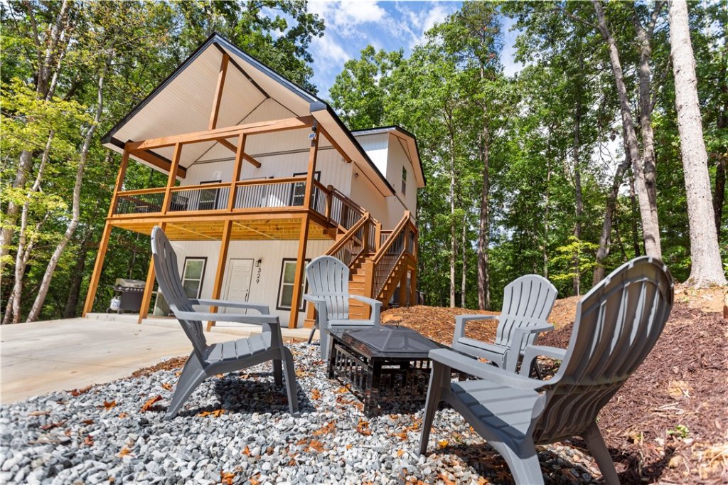 Foxwood Hills Homes for Sale in Westminster, SC
