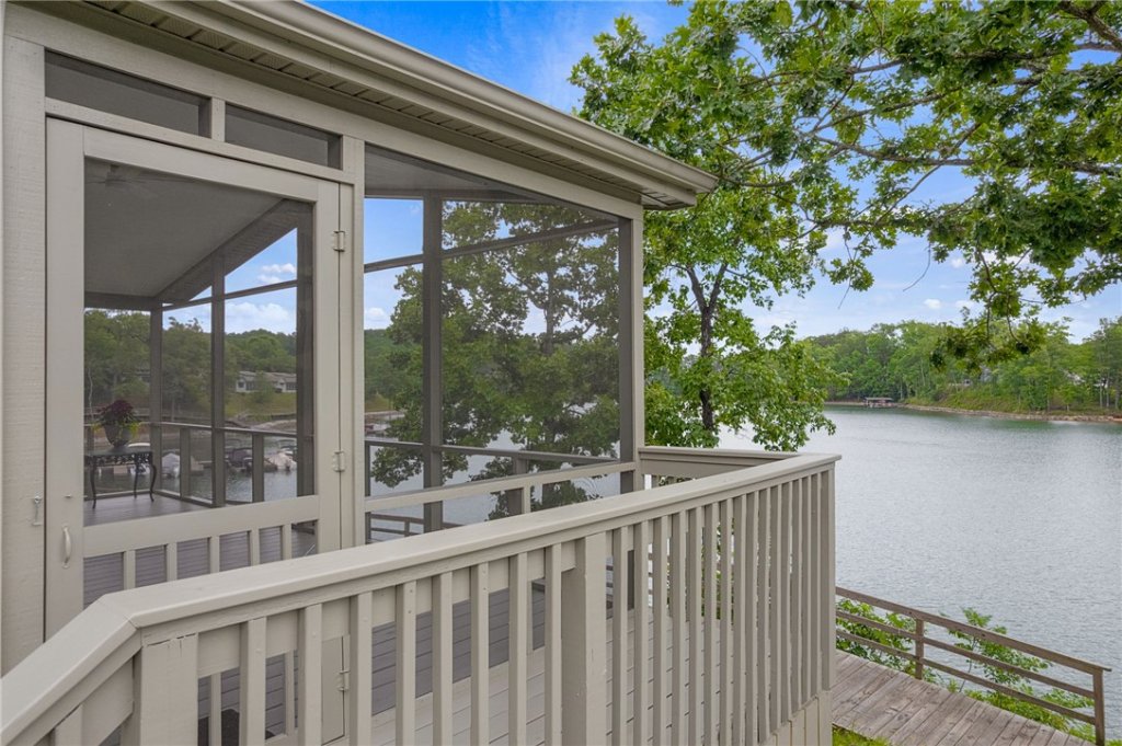 Backwater Landing, West Union community