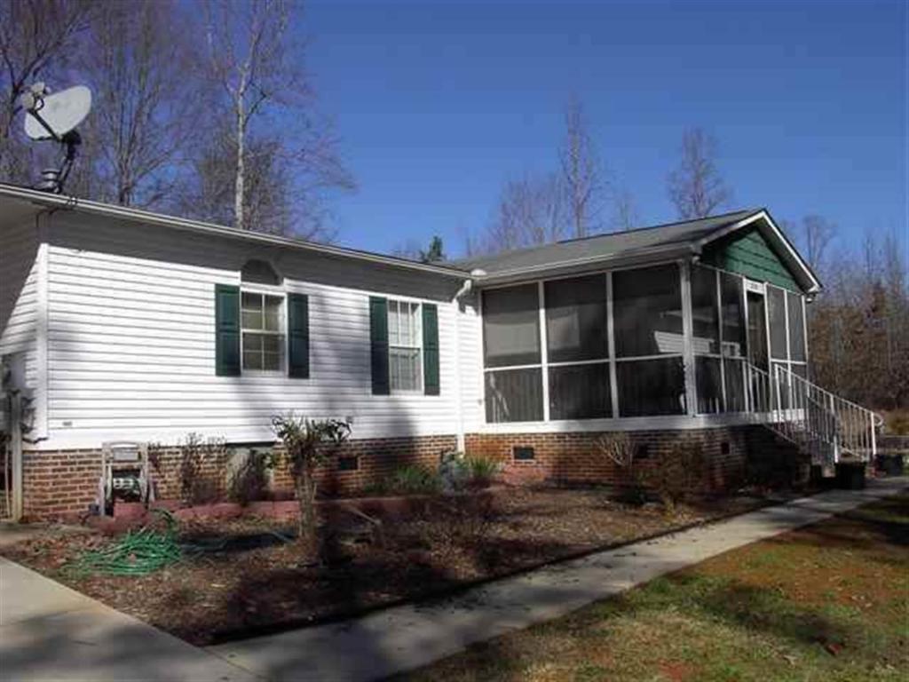 200 Lake Point