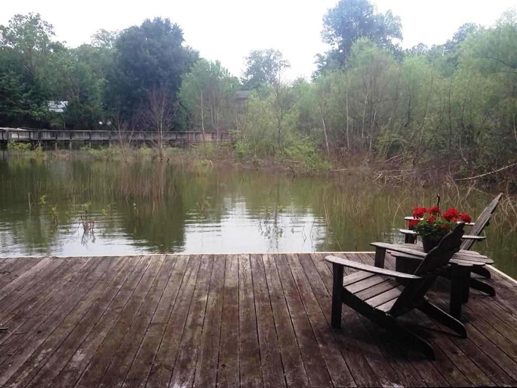 412 Shorecrest Drive