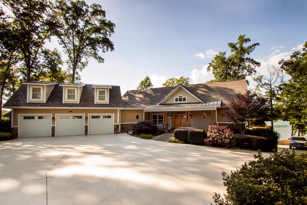 311 Shores Drive