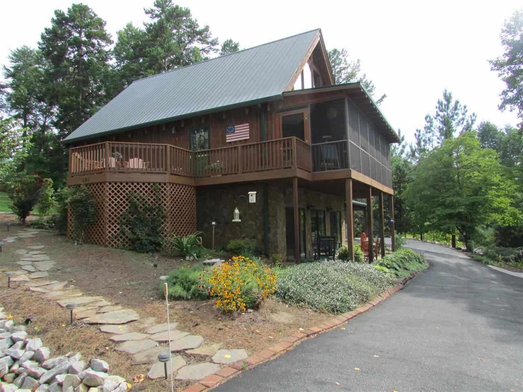 121 Briar Court