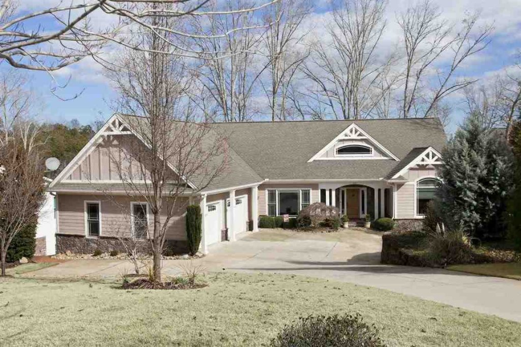 201 Windlake