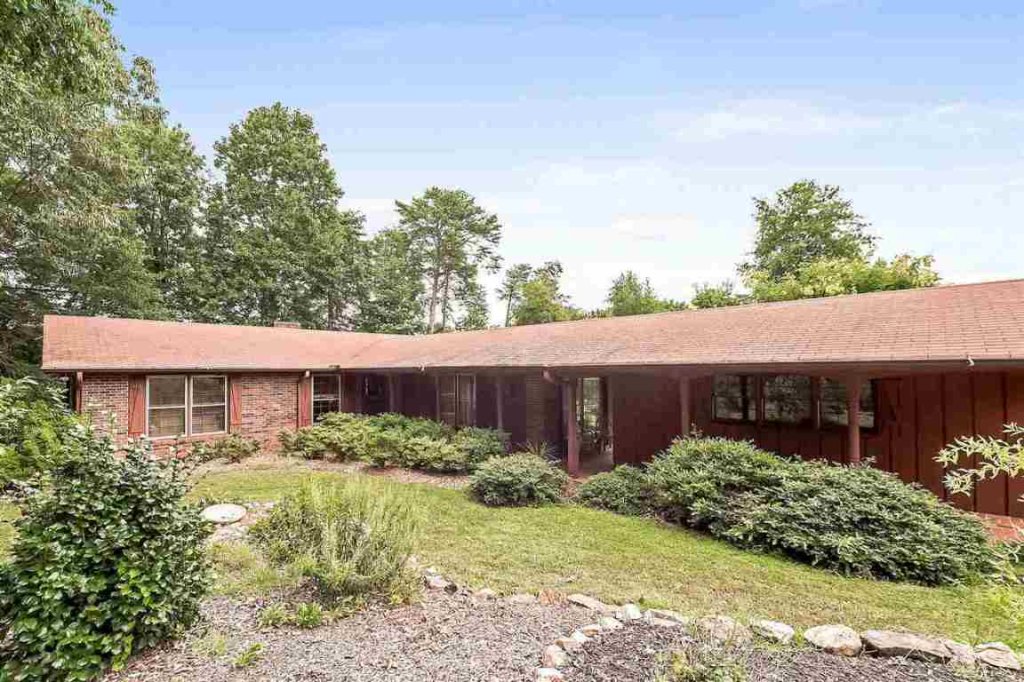 107 Providence Point